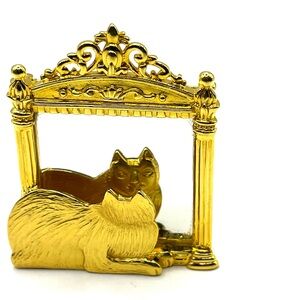 Gold Cat Mirror Brooch — Decorative Feline Pin Vintage